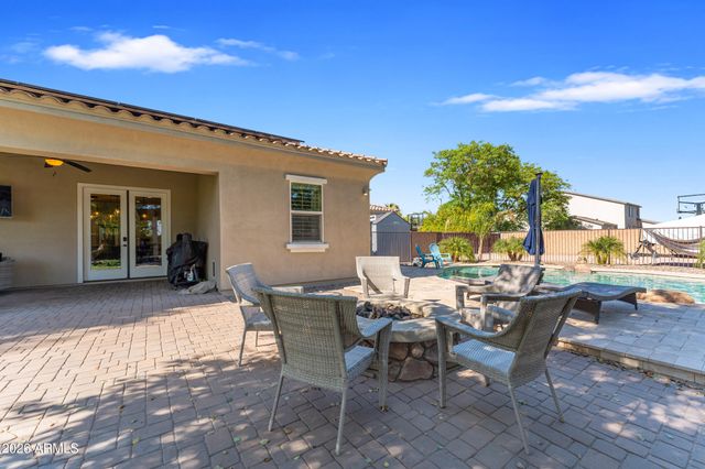 4339 E ESTRELLA Court, Gilbert, AZ 85296