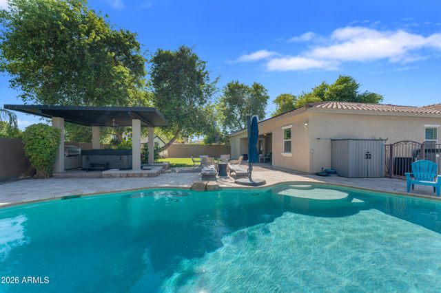 4339 E ESTRELLA Court, Gilbert, AZ 85296
