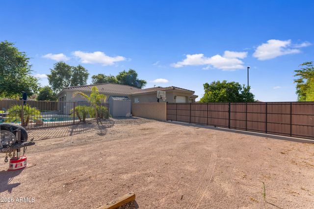 4339 E ESTRELLA Court, Gilbert, AZ 85296