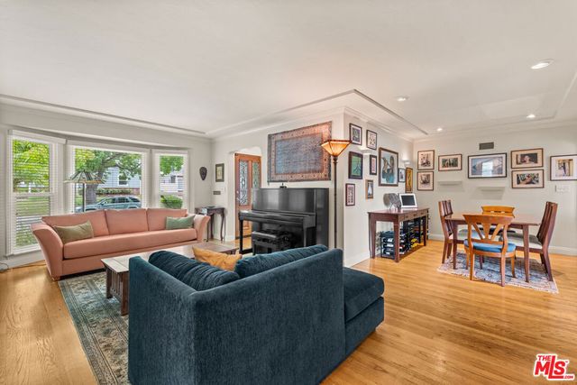 7485 Henefer Avenue, Los Angeles, CA 90045