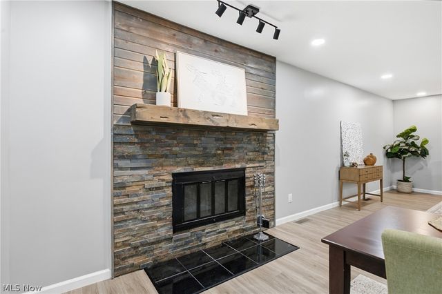 17933 Cliffside Drive, Strongsville, OH 44136
