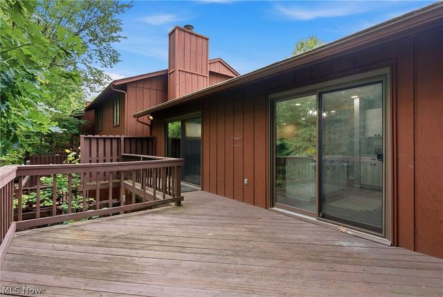 17933 Cliffside Drive, Strongsville, OH 44136