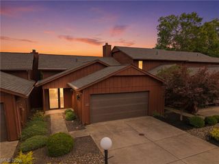 17933 Cliffside Drive, Strongsville, OH 44136