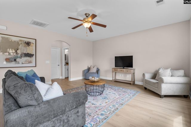 137 Glenellen Road, Lexington, SC 29072
