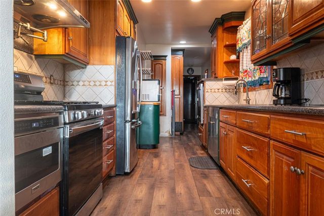 5606 Bellflower, Lakewood, CA 90713