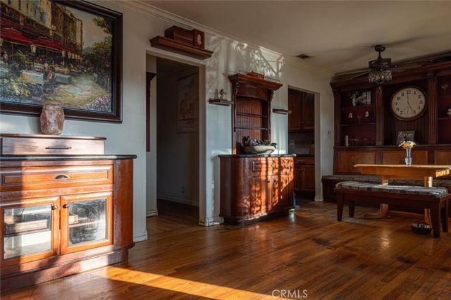 5606 Bellflower, Lakewood, CA 90713