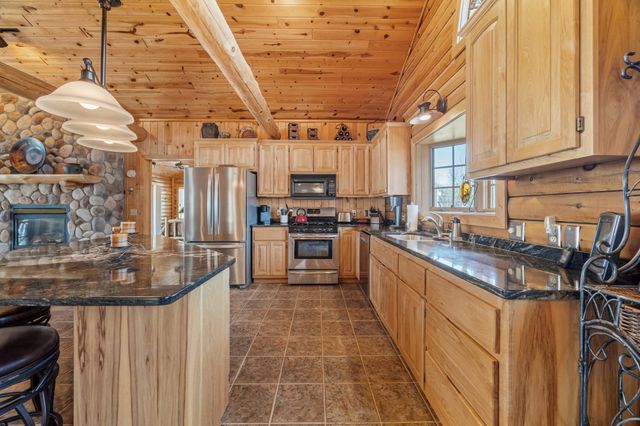 1380 S Shore Drive, Detroit Lakes, MN 56501