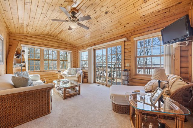 1380 S Shore Drive, Detroit Lakes, MN 56501