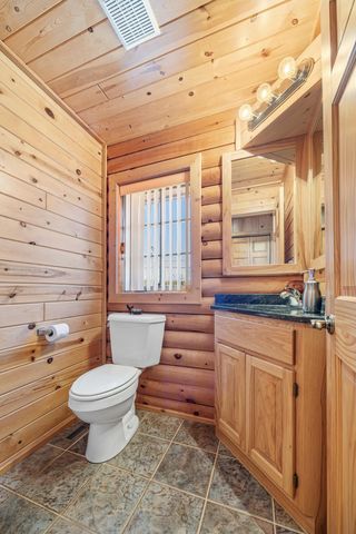 1380 S Shore Drive, Detroit Lakes, MN 56501