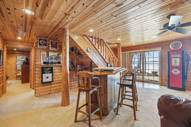 1380 S Shore Drive, Detroit Lakes, MN 56501