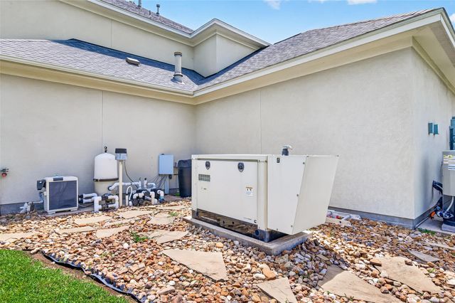 25626 Windy Isle Court, Spring, TX 77389