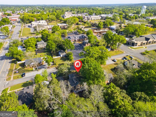 121 E Baldwin Street, Milledgeville, GA 31061