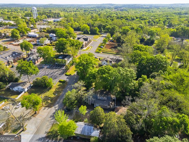 121 E Baldwin Street, Milledgeville, GA 31061