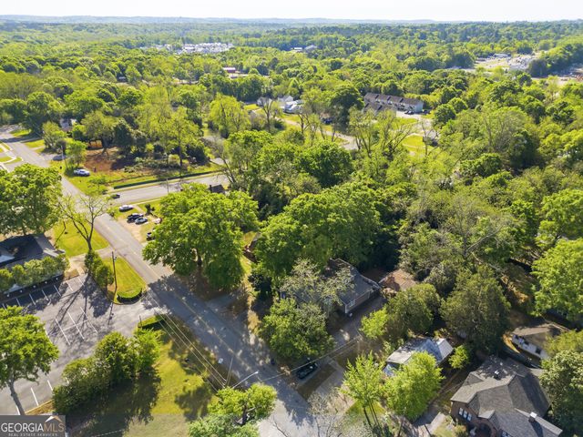 121 E Baldwin Street, Milledgeville, GA 31061