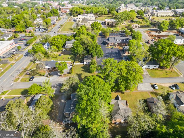 121 E Baldwin Street, Milledgeville, GA 31061