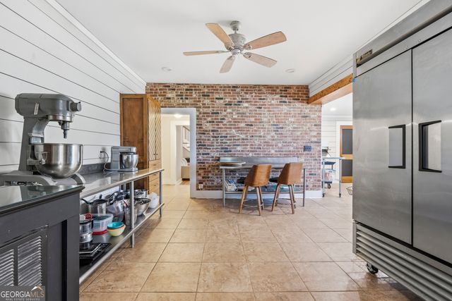 121 E Baldwin Street, Milledgeville, GA 31061