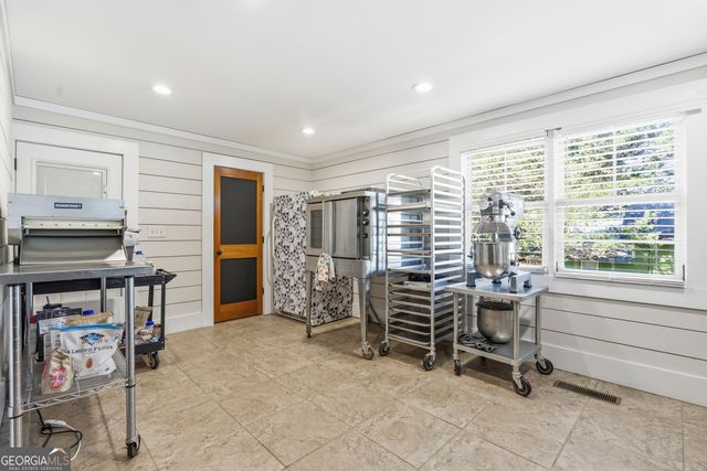 121 E Baldwin Street, Milledgeville, GA 31061