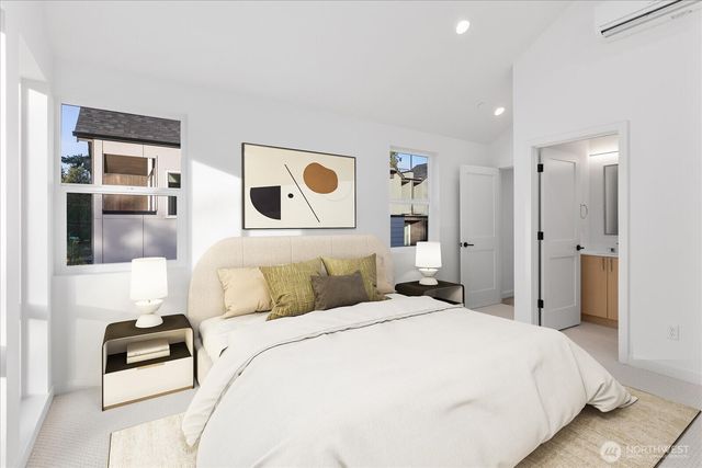 10738 Interlake Avenue N, Seattle, WA 98133