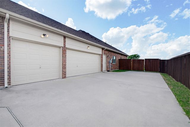 2084 Rolling Meadow Lane, Josephine, TX 75173