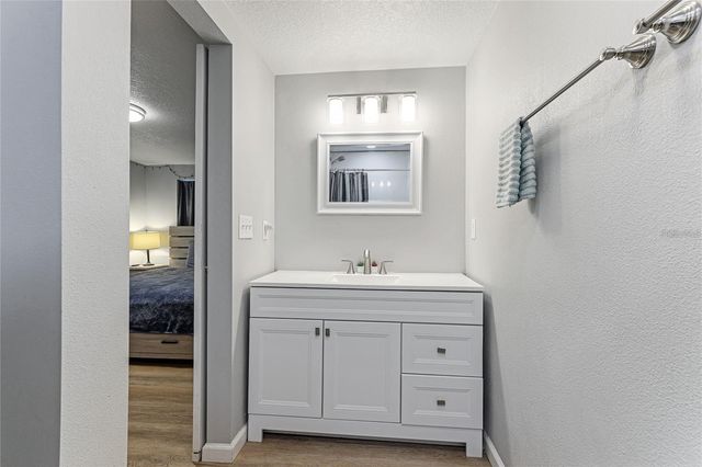 1023 ROBERTA STREET, Venice, FL 34285