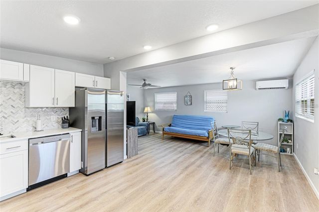 1023 ROBERTA STREET, Venice, FL 34285