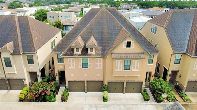 11631 Royal Oaks View, Houston, TX 77082