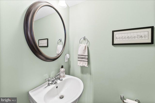 175 HUDSON DR, Phoenixville, PA 19460