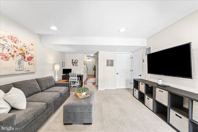 175 HUDSON DR, Phoenixville, PA 19460