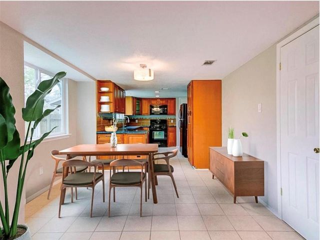 9705 Meadowheath DR, Austin, TX 78729