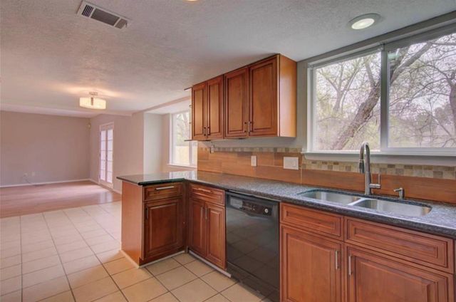 9705 Meadowheath DR, Austin, TX 78729