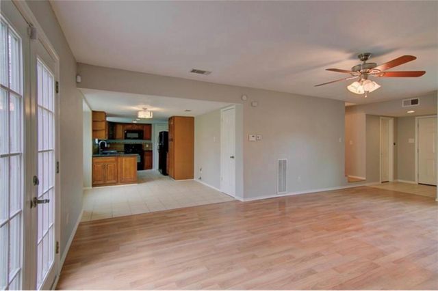 9705 Meadowheath DR, Austin, TX 78729