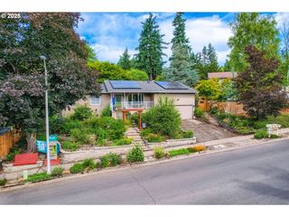 8525 Sw DAVIES Rd, Beaverton, OR 97008
