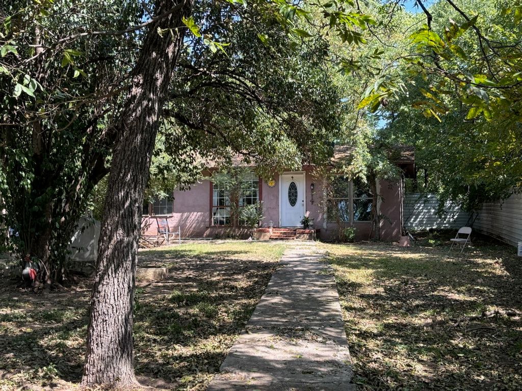438 Mclean Avenue, Dallas, TX 75211