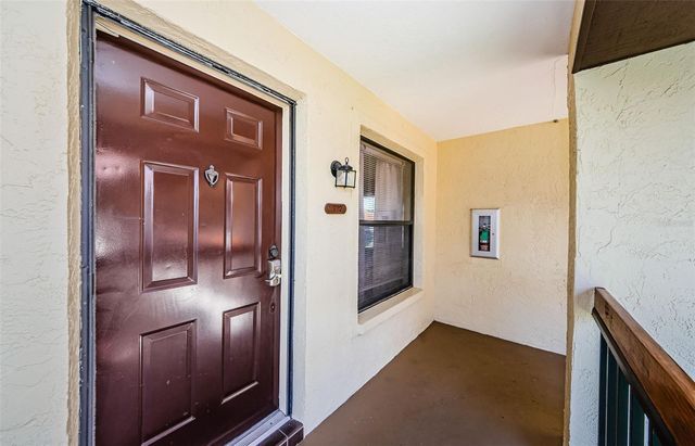 2112 HAMMOCK PINE BOULEVARD 2112, Clearwater, FL 33761