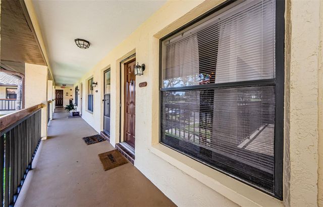 2112 HAMMOCK PINE BOULEVARD 2112, Clearwater, FL 33761