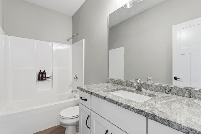 727 Towne Drive NE, Byron, MN 55920
