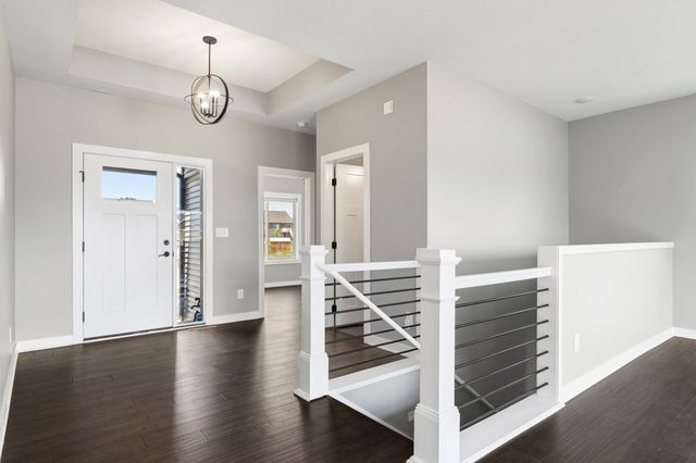 727 Towne Drive NE, Byron, MN 55920