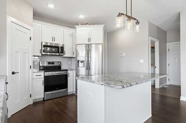 727 Towne Drive NE, Byron, MN 55920