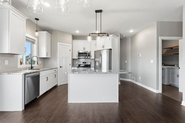 727 Towne Drive NE, Byron, MN 55920