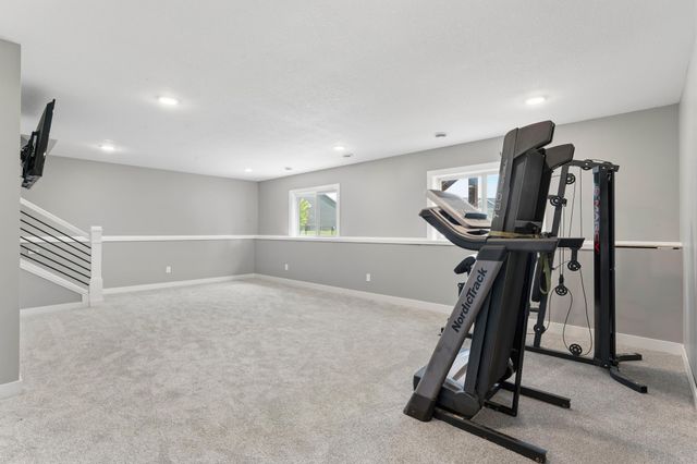 727 Towne Drive NE, Byron, MN 55920