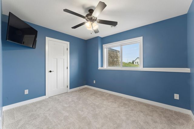 727 Towne Drive NE, Byron, MN 55920
