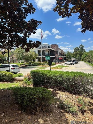 13004 W Waterside Dr, Baton Rouge, LA 70818