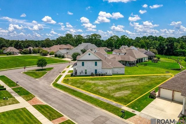 13004 W Waterside Dr, Baton Rouge, LA 70818