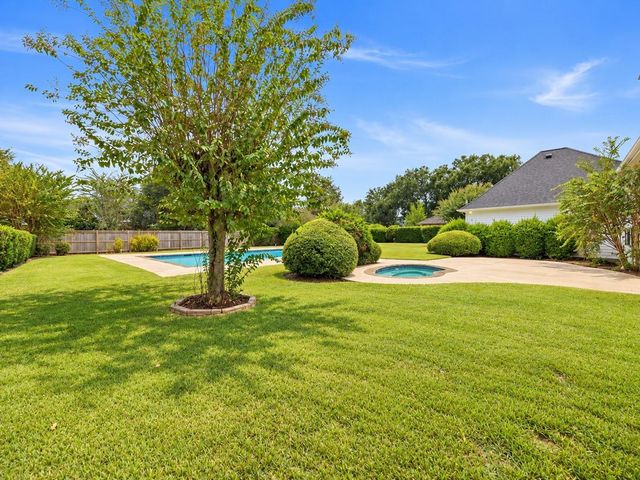 32719 Weybridge Street, Fulshear, TX 77441