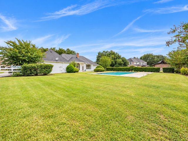32719 Weybridge Street, Fulshear, TX 77441