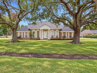 32719 Weybridge Street, Fulshear, TX 77441