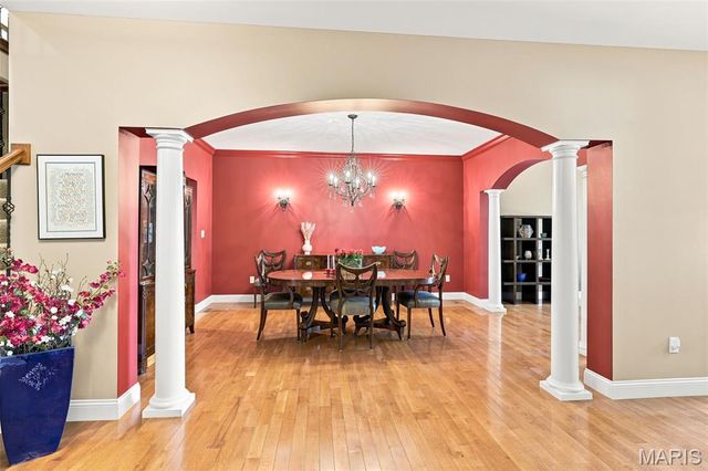 138 Kendall Bluff Court, Chesterfield, MO 63017