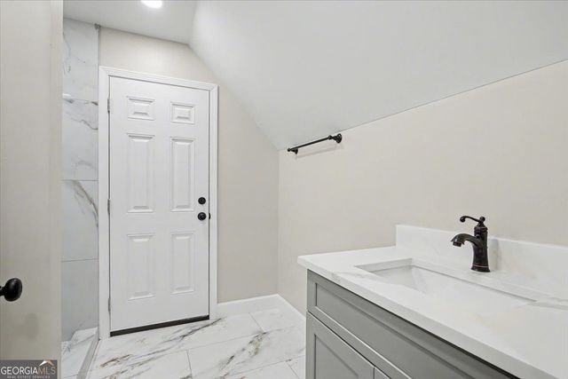 242 Mulberry Lane, Lindale, GA 30147