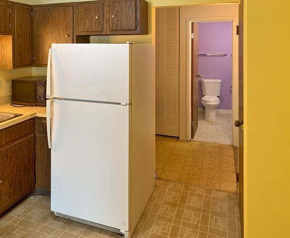 9701 N Dee Road 4N, Niles, IL 60714