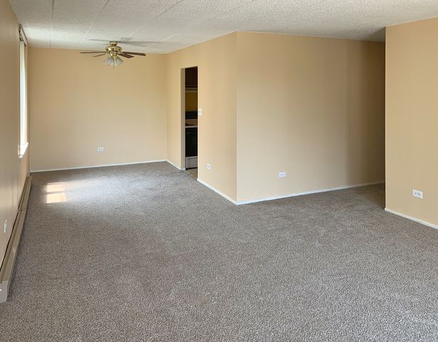 9701 N Dee Road 4N, Niles, IL 60714